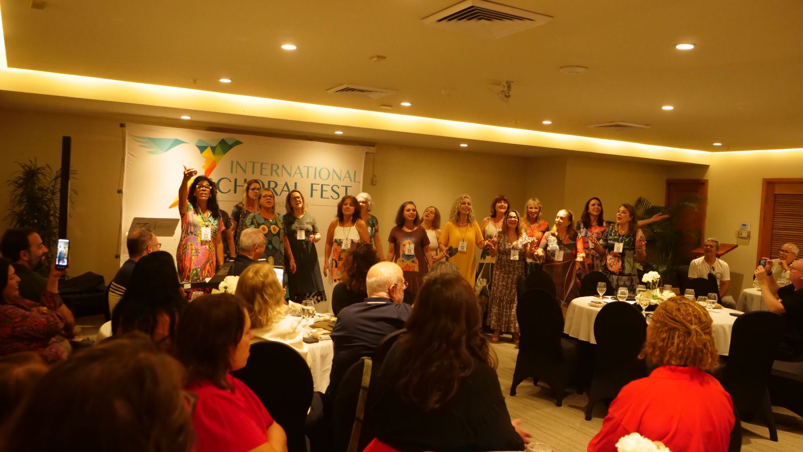 Adult choir singing during the first fellowship evening of Choral Fest Costa Rica.