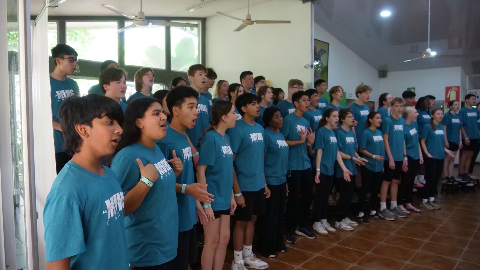 Youth choir singing during Choral Fest Costa Rica for Peace, connecting music with community impact and local audiences.